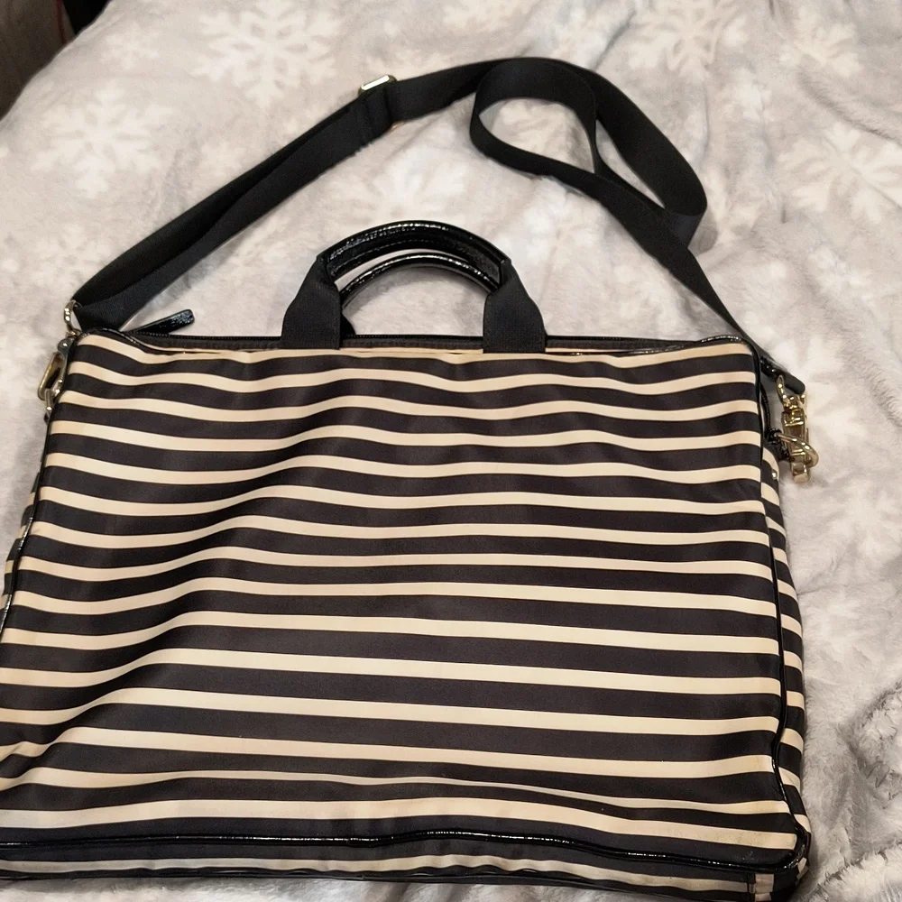 Kate Spade Striped Laptop Bag, adjustable strap, two zips, GUC, 15